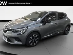Gris Utilisé 2023 Renault Clio V Evolution Berline | 16 180 € (Prix juste)