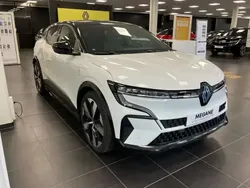 Blanc Utilisé 2024 Renault Mégane Techno Berline | 39 890 €