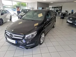 Noir Utilisé 2017 Mercedes B200 Monospace | 13 800 € (Prix assez cher)