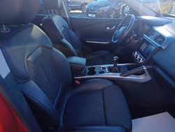 Rouge Utilisé 2020 Renault Kadjar Intens SUV | 16 990 € (Prix juste)