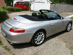 Gris Utilisé 2001 Porsche 996 Cabriolet | 38 000 €