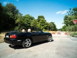 Noir Utilisé 2000 Mazda MX5 Cabriolet | 10 990 €