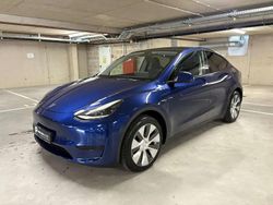 Bleu Occasion 2024 Tesla Model Y SUV | 41 015 €