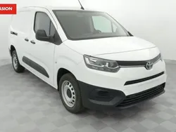 Blanc Utilisé 2022 Toyota Proace Active Van | 22 680 €
