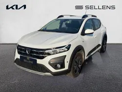 Blanc Utilisé 2022 Dacia Sandero Essentiel Citadine | 13 990 € (Prix juste)