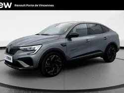 Gris Utilisé 2024 Renault Arkana SUV | 30 390 € (Prix cher)