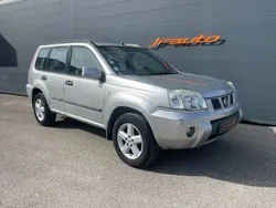 Beige Utilisé 2004 Nissan X-Trail Comfort SUV | 4 300 €