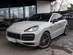 Utilisé 2022 Porsche Cayenne Turbo S SUV | 189 900 €