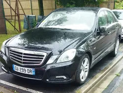 Noir Utilisé 2010 Mercedes E350 Avantgarde Berline | 13 000 €