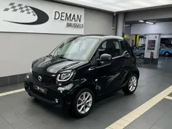 Noir Utilisé 2017 Smart ForTwo Cabrio Passion Cabriolet | 16 600 €