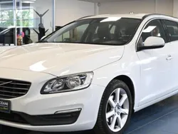 Blanc Utilisé 2016 Volvo V60 Business Edition Break | 13 895 €