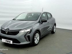 Gris Utilisé 2024 Renault Clio V Evolution Berline | 15 985 € (Prix juste)