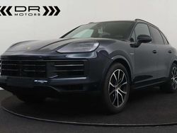 Bleu Nouvelle 2025 Porsche Cayenne SUV | 114 995 € (Prix assez cher)