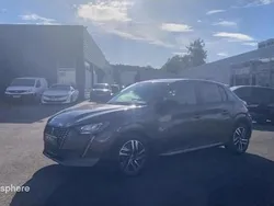 Utilisé 2023 Peugeot 208 Style Citadine | 14 699 € (Prix juste)