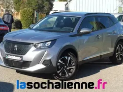 Gris Utilisé 2023 Peugeot 2008 Allure SUV | 21 980 € (Prix juste)