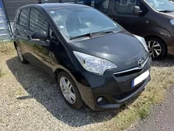 Noir Utilisé 2012 Toyota Verso-S Lounge Monospace | 8 990 €
