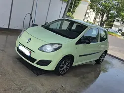 Vert Utilisé 2007 Renault Twingo Authentique Citadine | 2 500 €