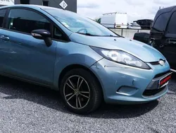 Bleu Utilisé 2010 Ford Fiesta Citadine | 2 000 € (Bon prix)