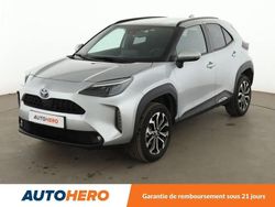 Gris Utilisé 2024 Toyota Yaris Cross Design SUV | 23 490 € (Prix juste)