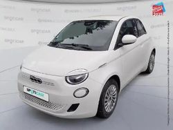 Blanc Utilisé 2022 Fiat 500e Action Berline | 13 999 € (Prix juste)