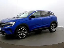 Bleu Utilisé 2023 Renault Austral Iconic SUV | 33 750 € (Prix juste)