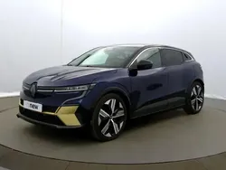 Bleu Utilisé 2022 Renault Mégane Iconic Berline | 25 990 € (Prix juste)