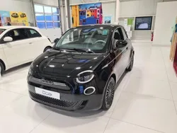Blanc Utilisé 2024 Fiat 500e La Prima Citadine | 28 990 €