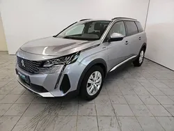 Gris Utilisé 2021 Peugeot 5008 Style Monospace | 21 990 € (Prix juste)
