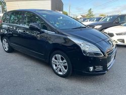 Noir Utilisé 2010 Peugeot 5008 Premium Monospace | 7 500 € (Prix assez cher)