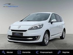 Blanc Utilisé 2012 Renault Grand Scénic III Dynamique Monospace | 7 490 € (Prix cher)
