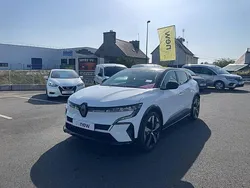 Blanc Utilisé 2022 Renault Mégane Techno | 23 500 € (Prix juste)