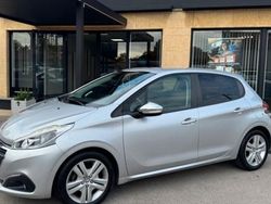 Gris Utilisé 2018 Peugeot 208 Style Citadine | 9 990 € (Prix juste)