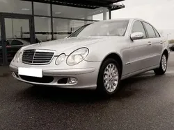Utilisé 2002 Mercedes E220 Classic Berline | 3 990 €
