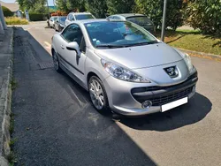 Utilisé 2007 Peugeot 207 CC Cabriolet | 4 990 € (Prix juste)