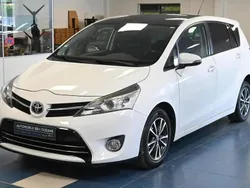 Blanc Utilisé 2014 Toyota Verso Skyview Edition Monospace | 8 397 € (Prix assez cher)