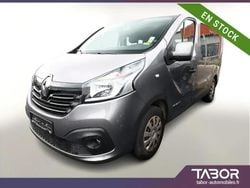 Gris Utilisé 2017 Renault Trafic Expression Van | 17 088 € (Prix assez cher)