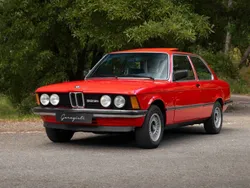Rouge Utilisé 1979 BMW 323 Performance Berline | 29 000 €