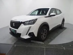 Blanc Utilisé 2021 Peugeot 2008 Business-Line SUV | 16 390 € (Prix juste)