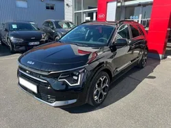 Noir Utilisé 2025 Kia Niro Premium SUV | 33 490 € (Prix juste)