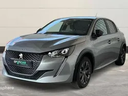 Utilisé 2023 Peugeot e-208 Style Citadine | 16 999 € (Prix juste)