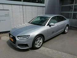 Argent Utilisé 2023 Audi A4 Sport Berline | 35 794 € (Bon prix)