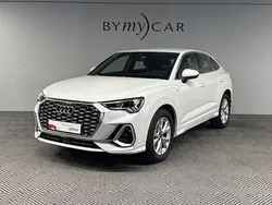 Blanc glacier métallisé Utilisé 2024 Audi Q3 Sportback S-Line SUV | 45 858 € (Prix juste)