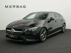 Noir Utilisé 2021 Mercedes CLA180 Shooting Brake AMG line Break | 27 682 € (Prix juste)