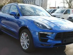 Bleu Utilisé 2016 Porsche Macan SUV | 53 900 €