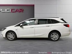 Blanc Utilisé 2017 Opel Astra Business Edition Break | 6 990 € (Prix assez cher)