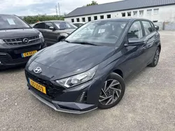 Gris Utilisé 2023 Hyundai i20 Prime Berline | 18 900 € (Prix juste)