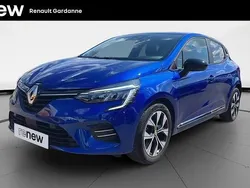 Bleu Utilisé 2023 Renault Clio V Evolution Citadine | 14 890 € (Prix juste)