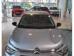Gris Utilisé 2023 Citroën e-C4 Feel Berline | 19 990 € (Bon prix)