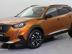 Orange Utilisé 2022 Peugeot 2008 Allure SUV | 17 999 € (Prix juste)