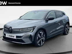 Gris Utilisé 2023 Renault Mégane Iconic Berline | 27 990 € (Prix juste)
